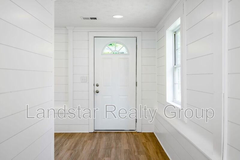 4013 S 2nd St - Photo 6 of 35