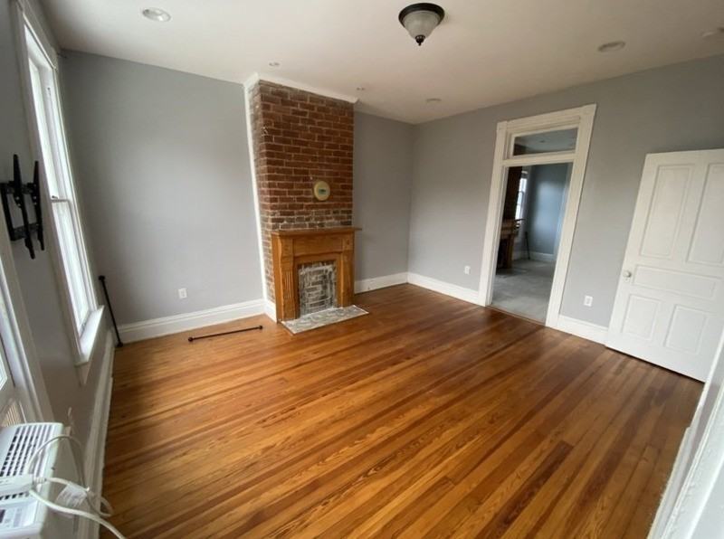 2208 Venable St - Photo 6 of 8