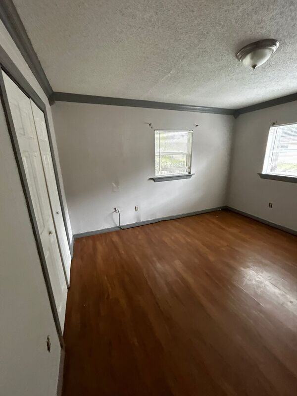 2055 Eaton Street - Photo 6 of 9