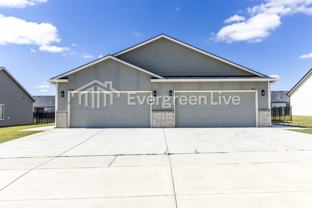 5241 N Cypress St - Photo 1 of 1