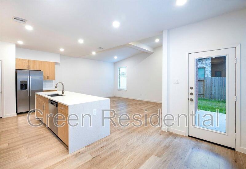 2519 Appian Way #A - Photo 3 of 23