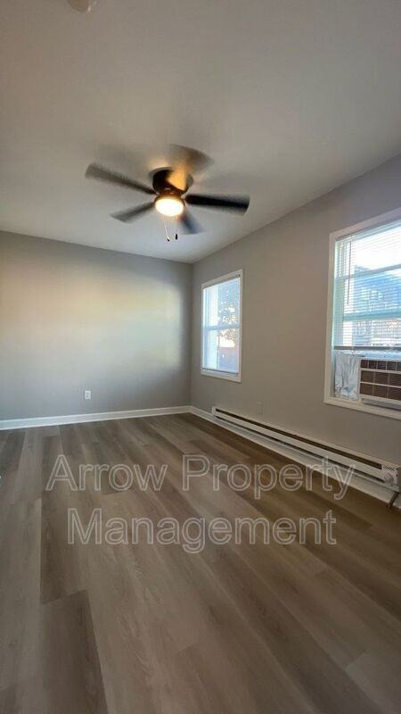 1645 E St #1 - Photo 7 of 10