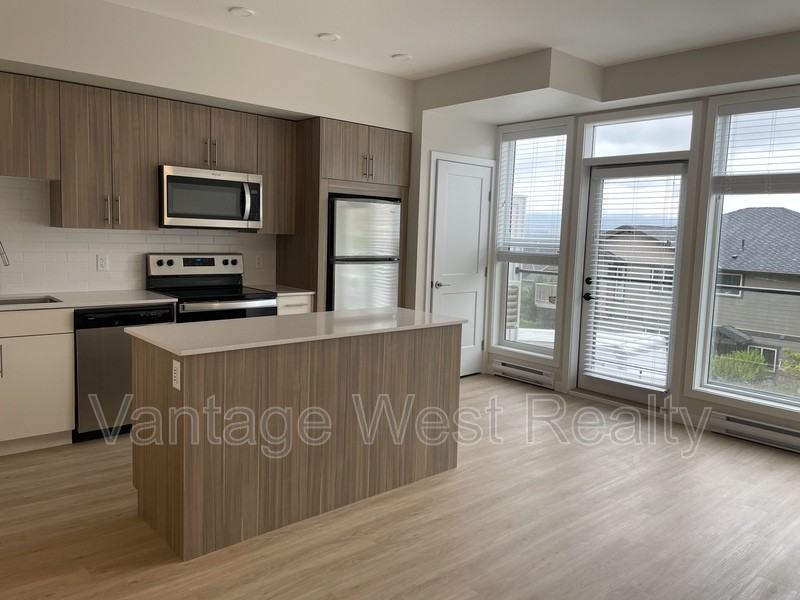 83 Boynton Place - Photo 2 of 11