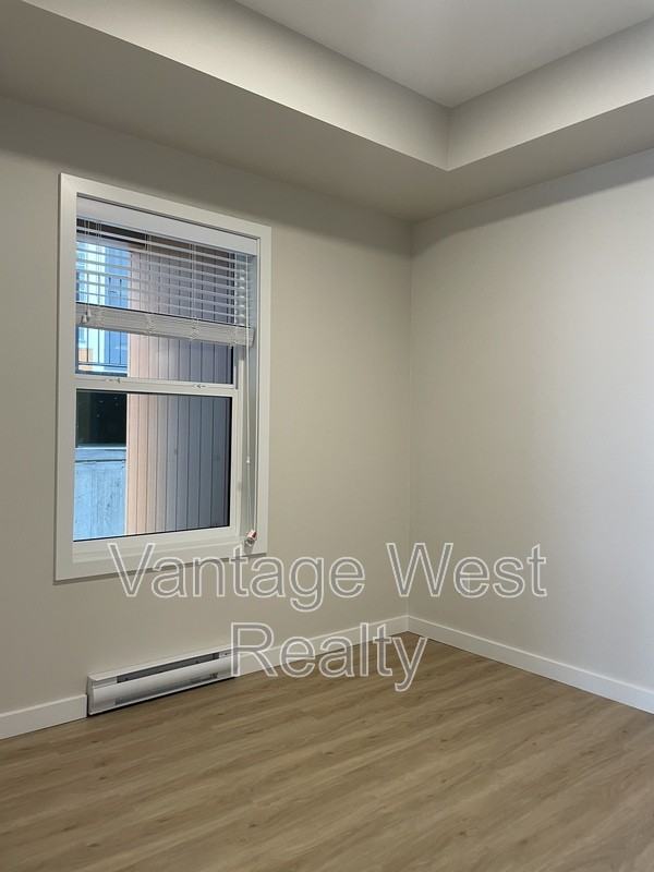 83 Boynton Place - Photo 5 of 11