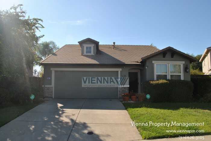 2803 Cardinal Dr - Photo 2 of 37