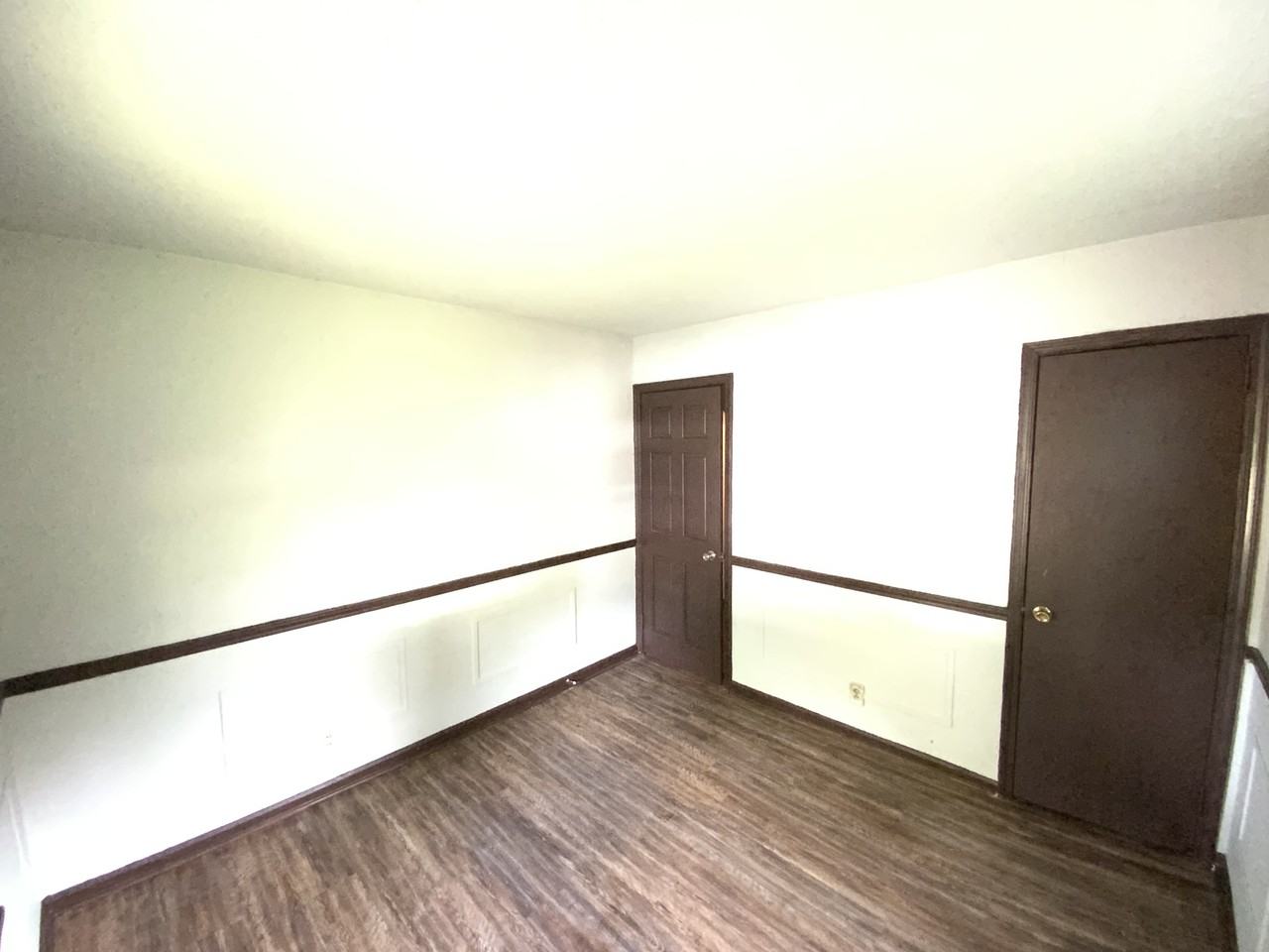 602 W English St #NA - Photo 5 of 11