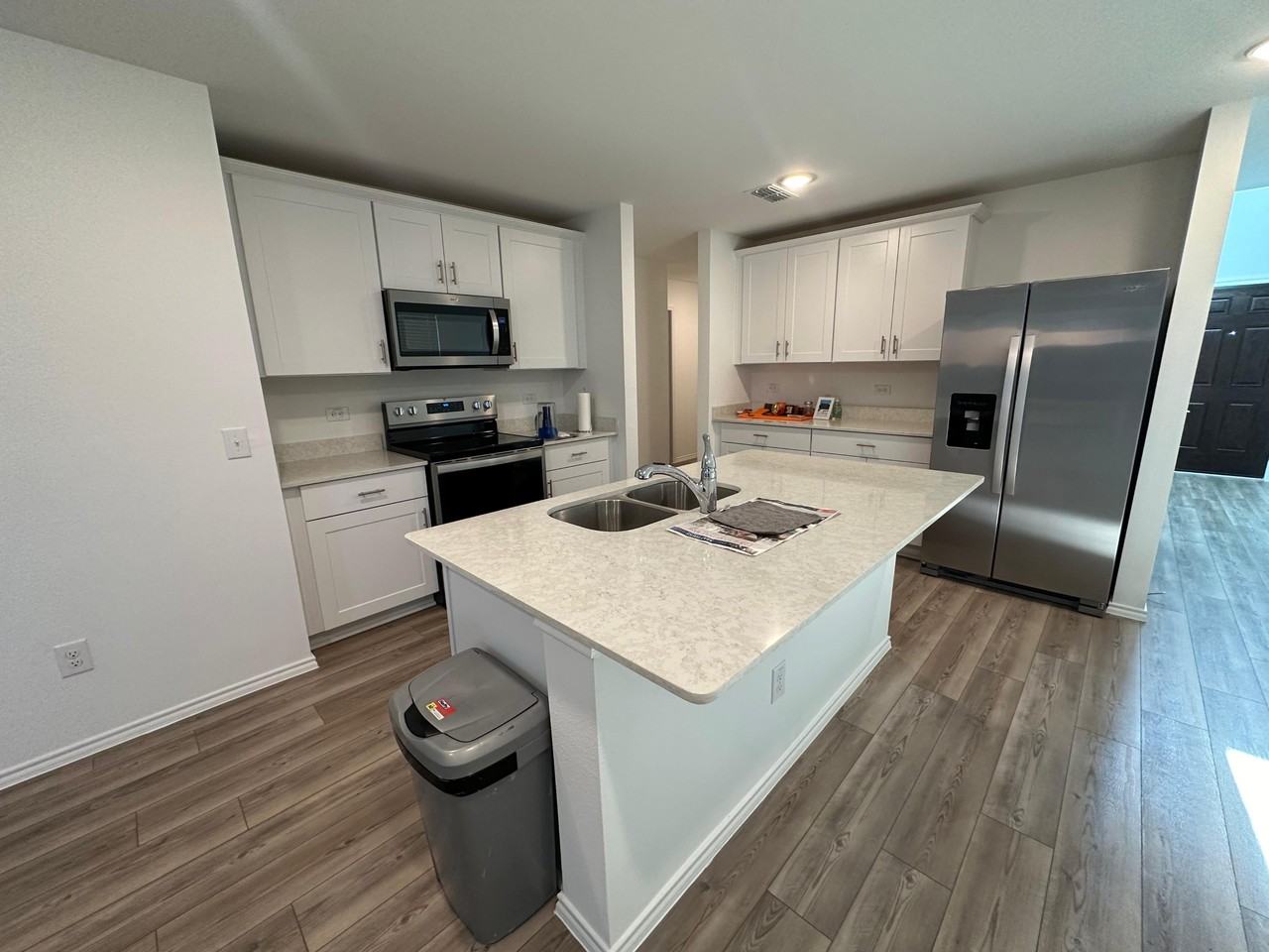 821 Poppy Cove Ln #NA - Photo 6 of 18