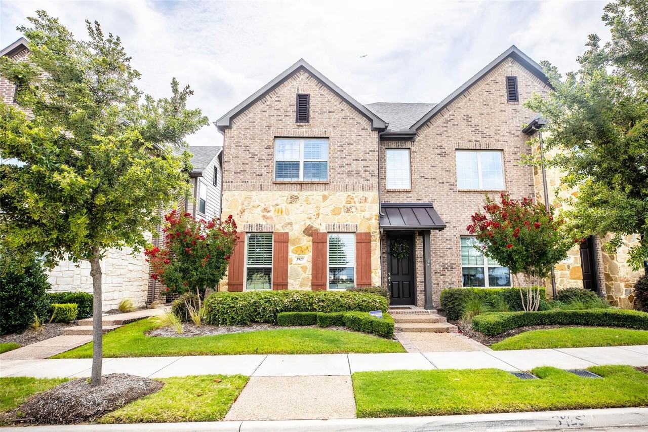 3927 Cascade Sky Dr #NA - Photo 2 of 50