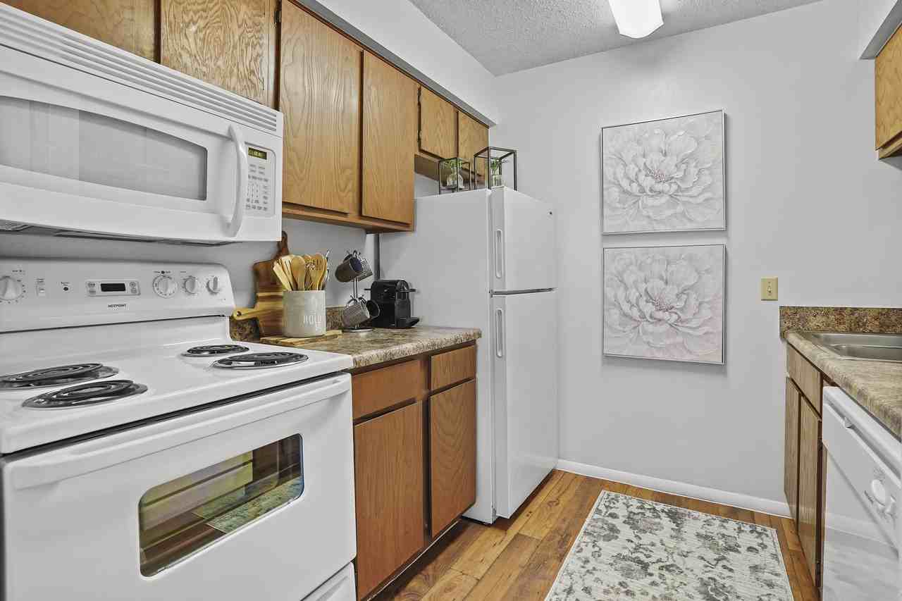 Windsail Apartments - Photo 5 of 16