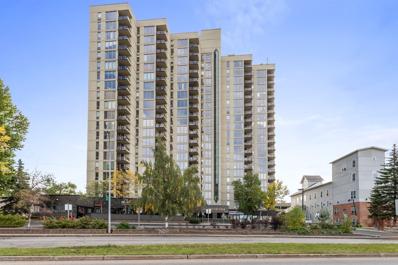 10149 704, 10149 Saskatchewan Drive Northwest #704 - Photo 3 of 39