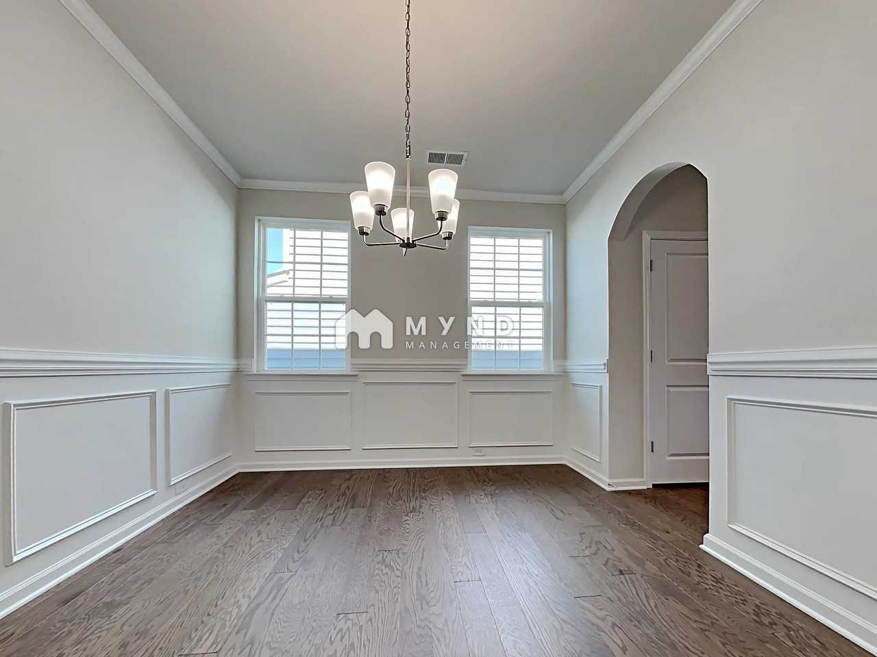 15100 Moulin Court Dr - Photo 4 of 32