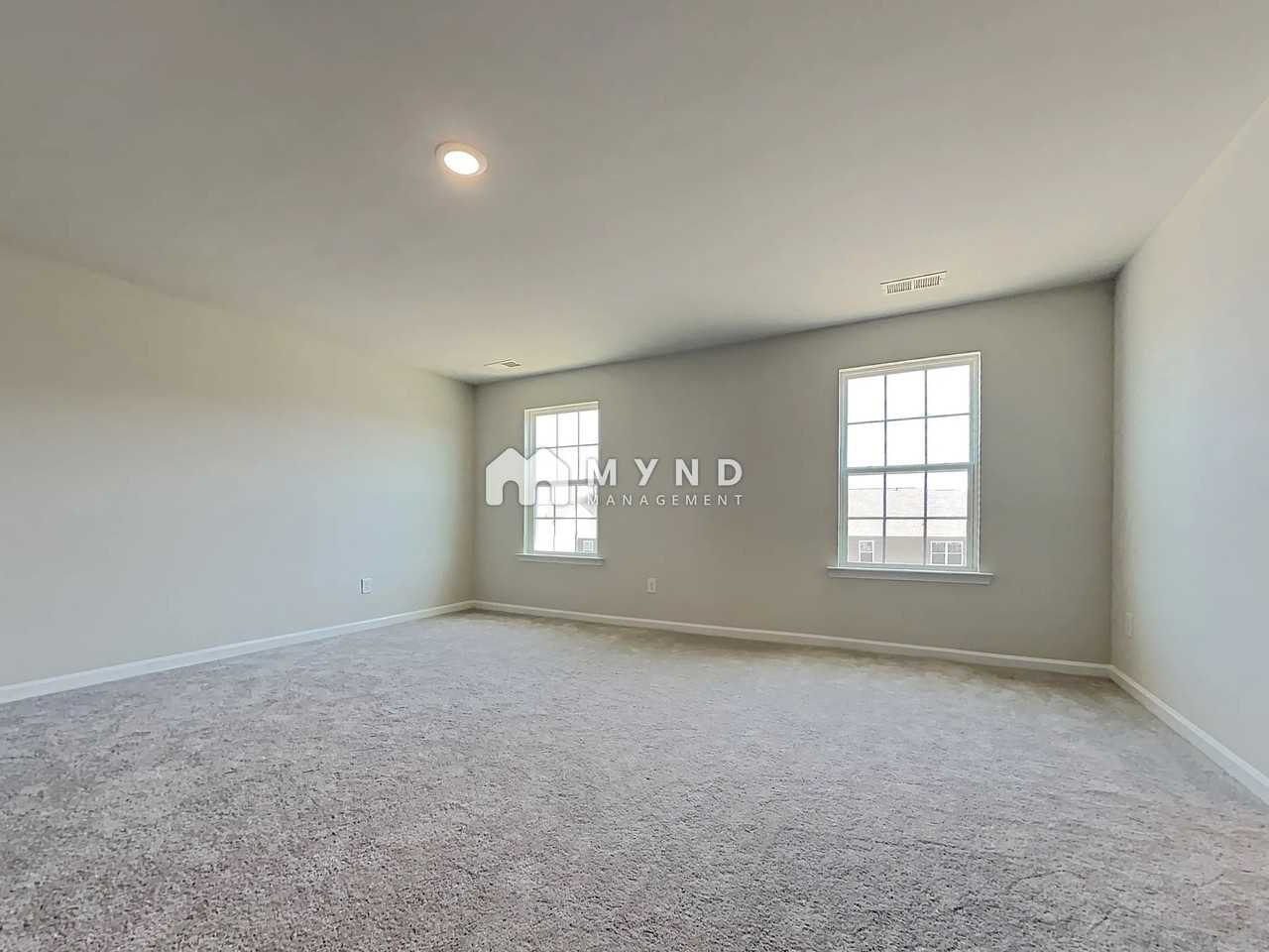 15100 Moulin Court Dr - Photo 5 of 32