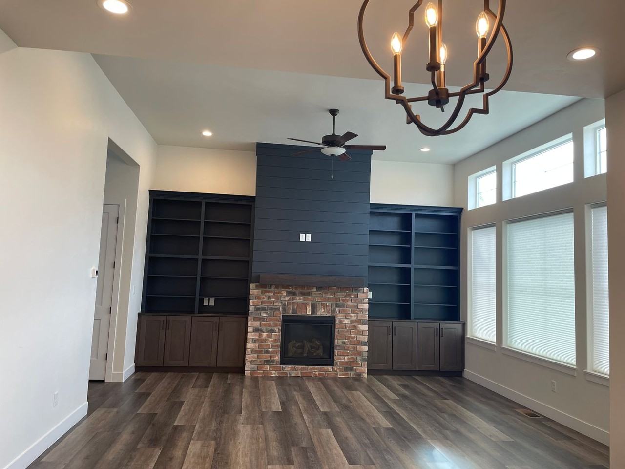 2549 Chapman Dr - Photo 7 of 21