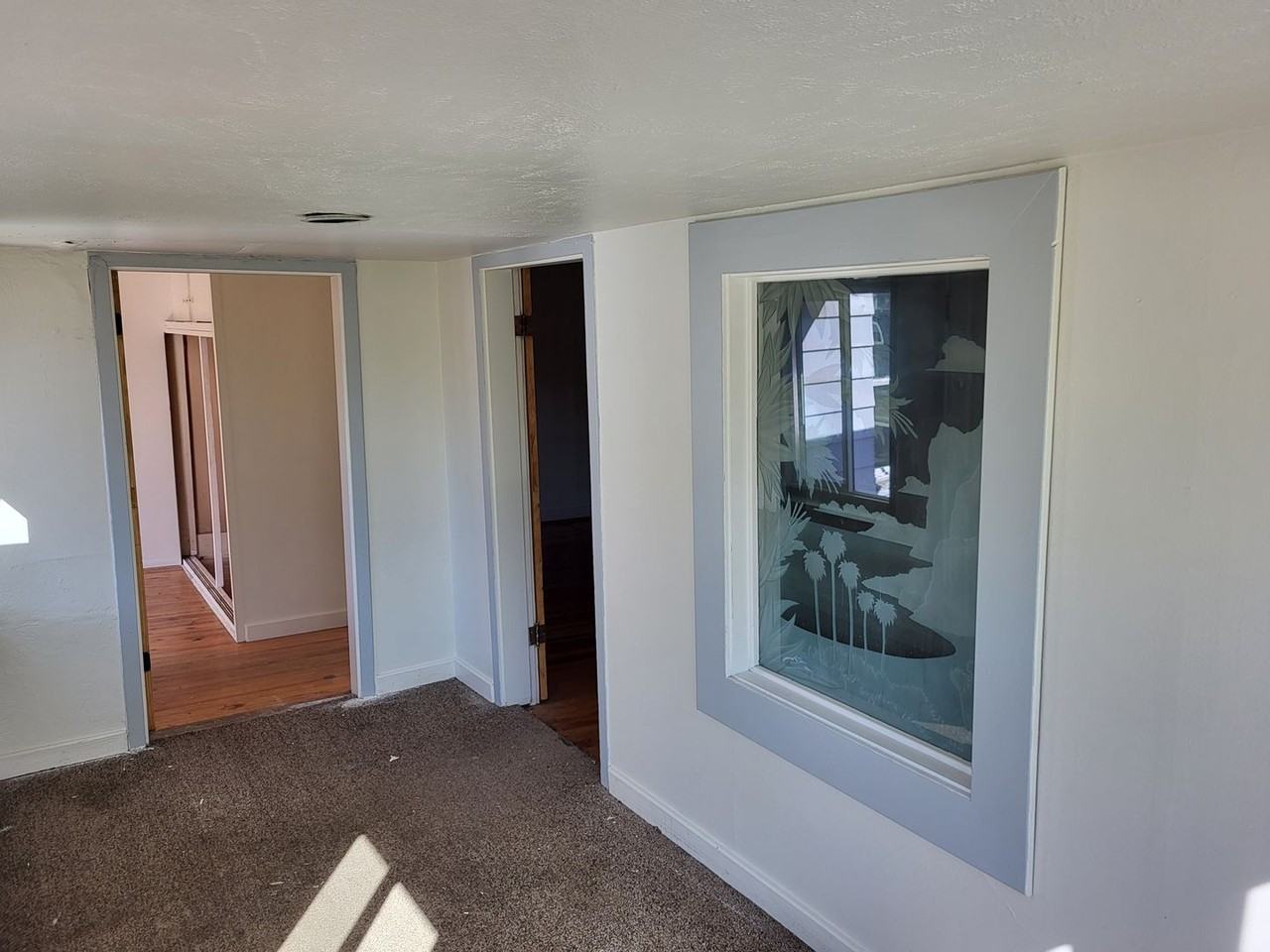 210 N. Elden Street - Photo 2 of 32