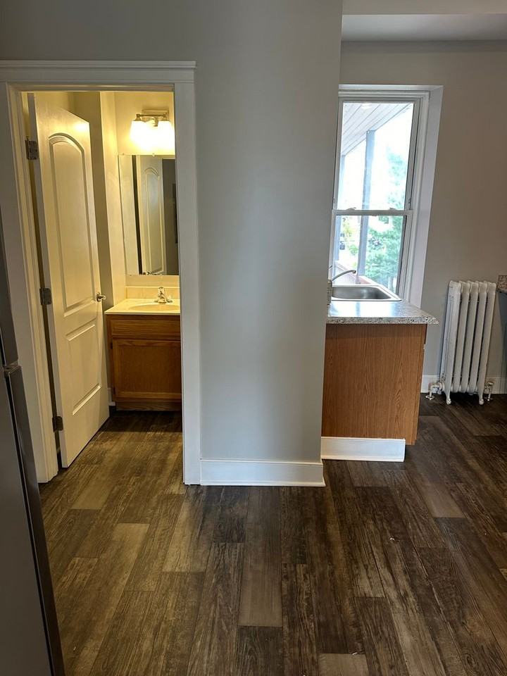 122 E. New Street - Photo 2 of 13