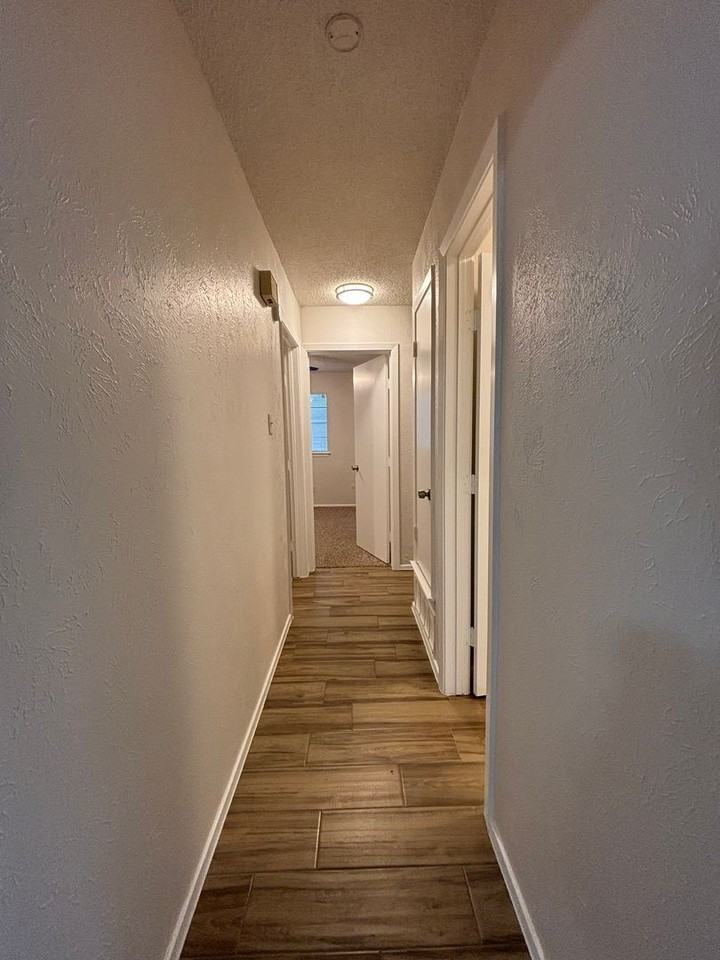 912 Vaughn Dr - Photo 7 of 12