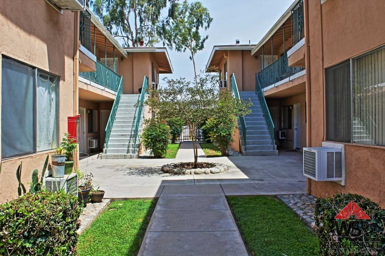 7th Street 1439 1447 - Photo 3 of 7