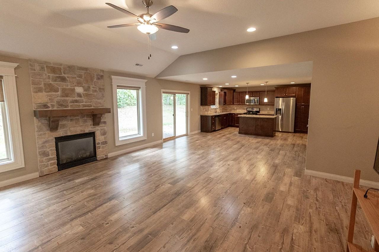 1113 W Old Plank Rd - Photo 5 of 39