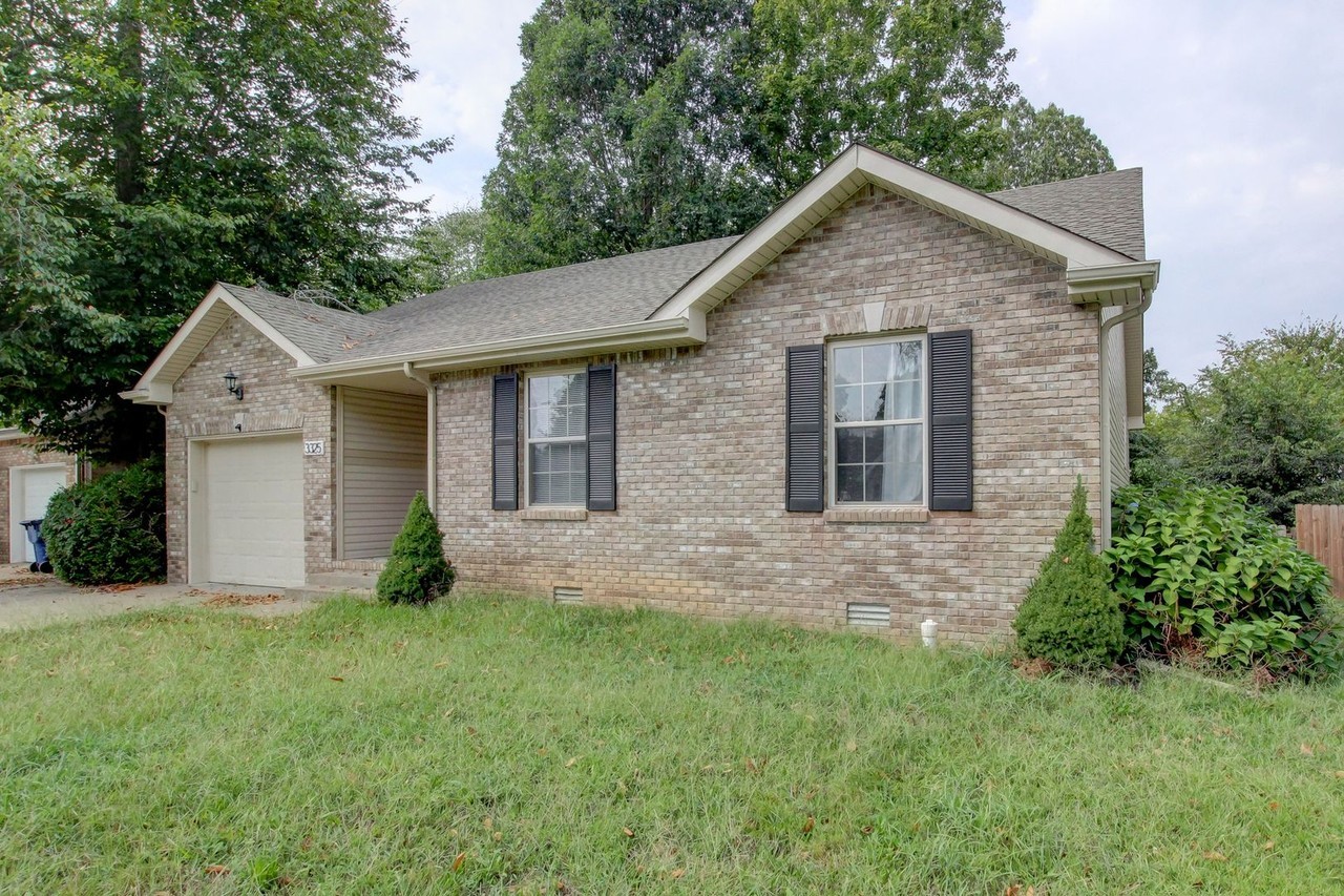 3325 S Senseney Cir - Photo 3 of 50