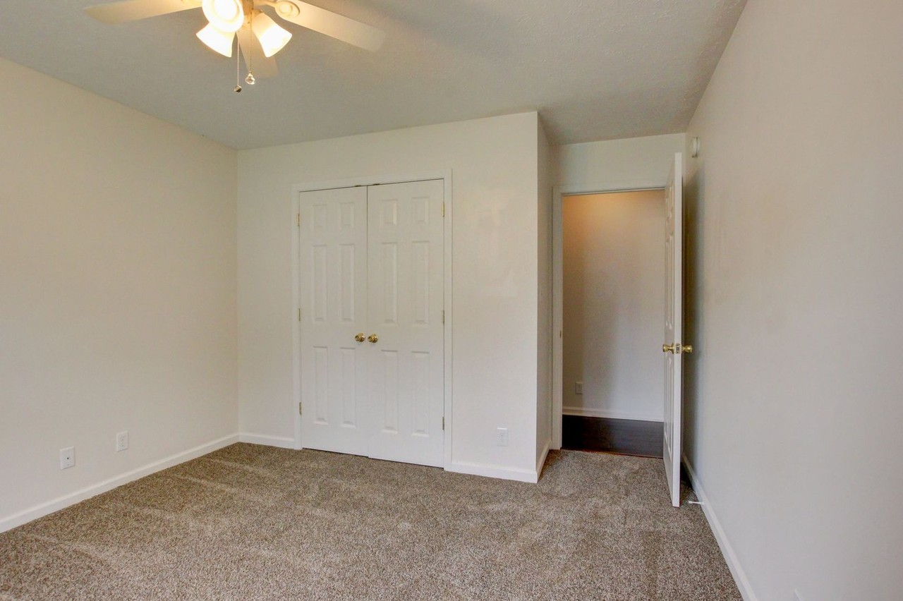 3325 S Senseney Cir - Photo 7 of 50