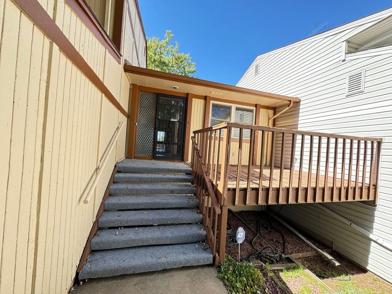 7477 W Cedar Cir - Photo 4 of 44