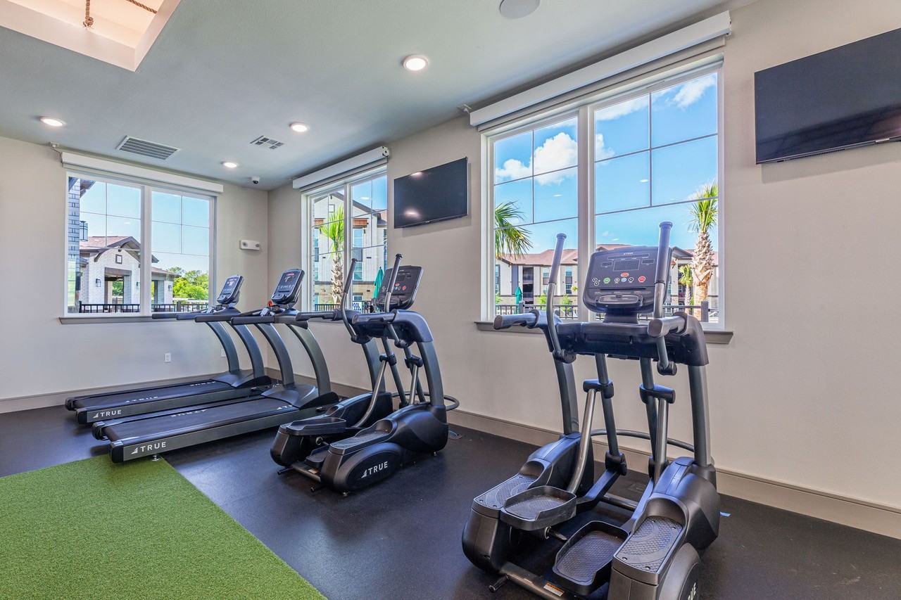 Beacon on Westmoreland - Photo 7 of 50