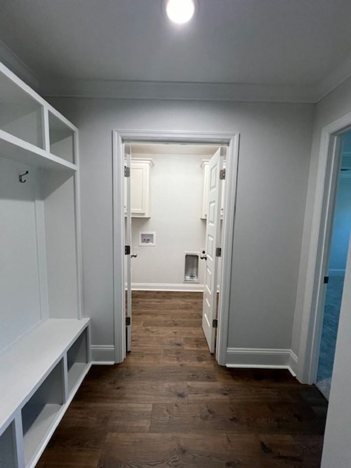 3912 Duke Ct - Photo 7 of 17