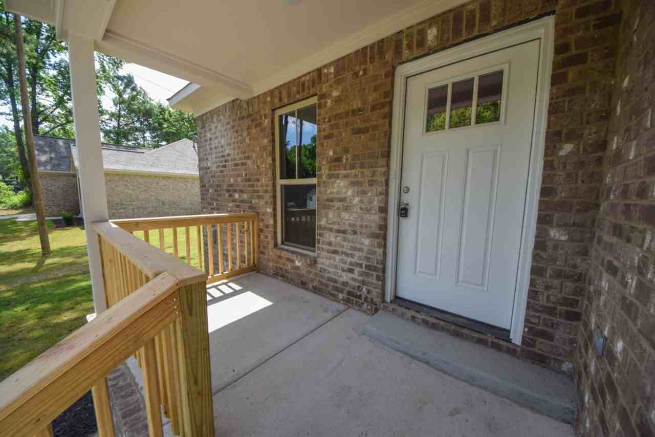 45 Mathis Ave - Photo 2 of 26