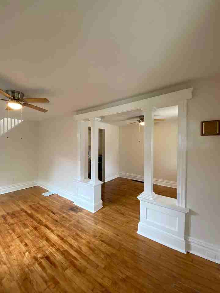 1363 Fallowfield Ave - Photo 4 of 26