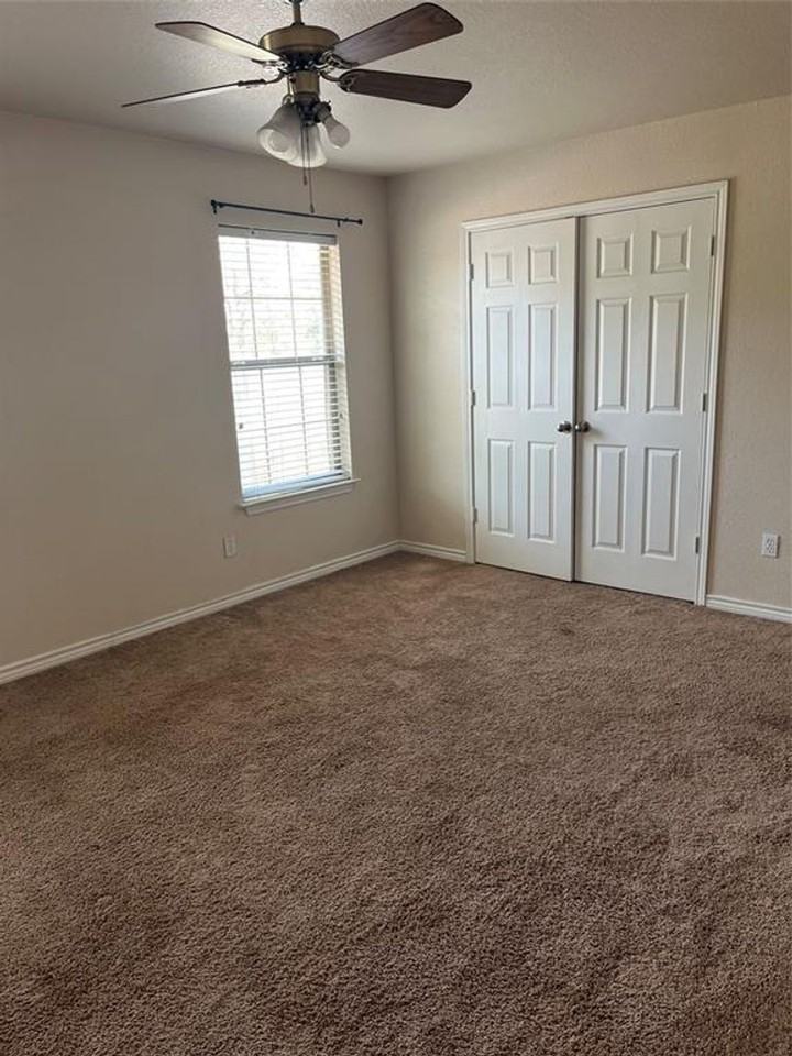 118 Vista Way - Photo 6 of 14