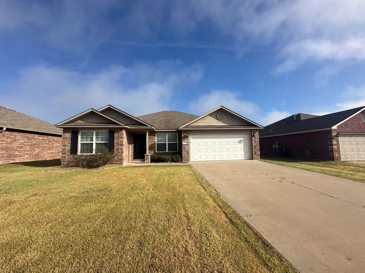 1925 W Autumn Way - Photo 2 of 36