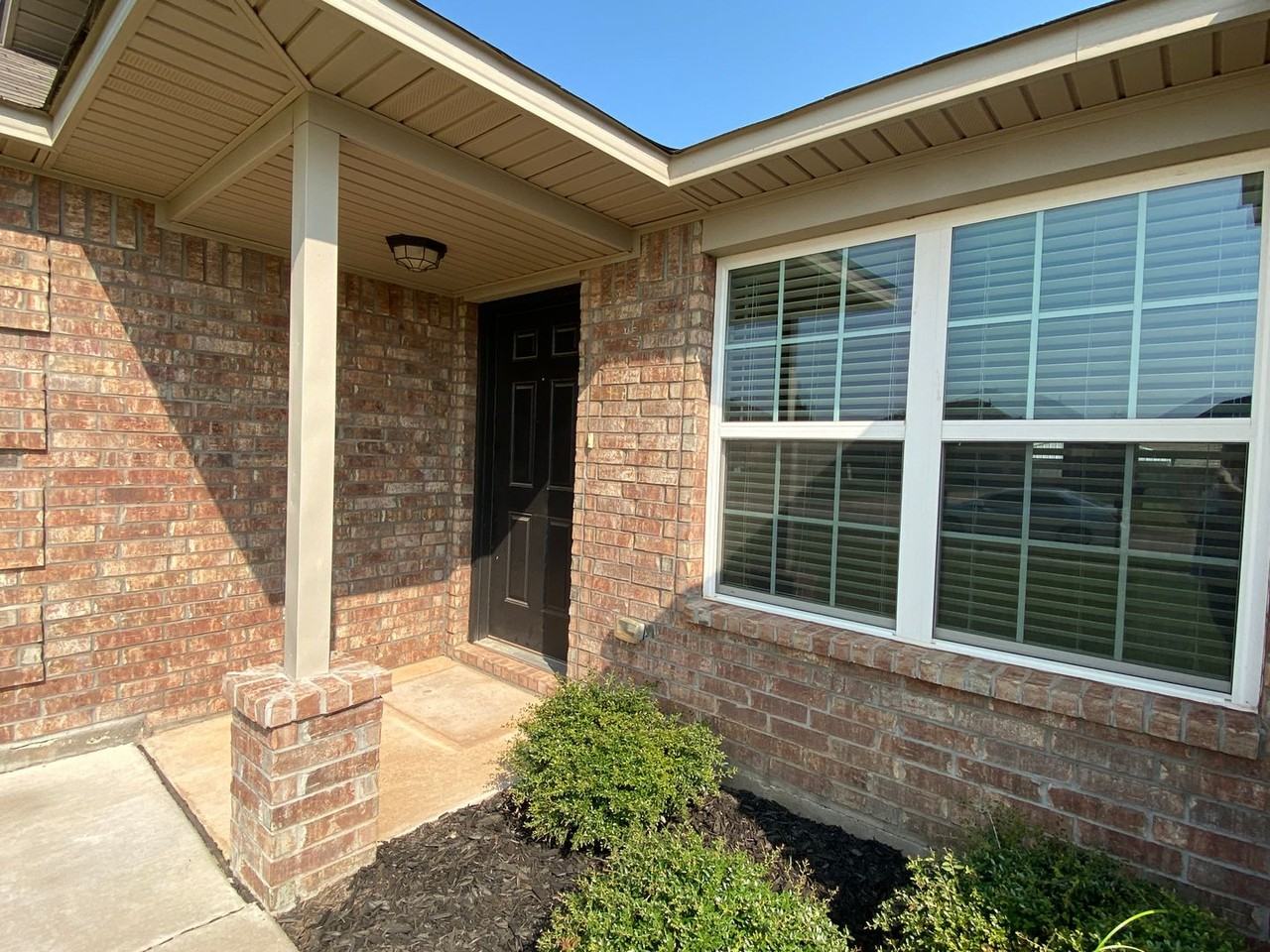 1925 W Autumn Way - Photo 3 of 36