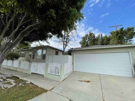 featured image of 2946 S Beverly Dr