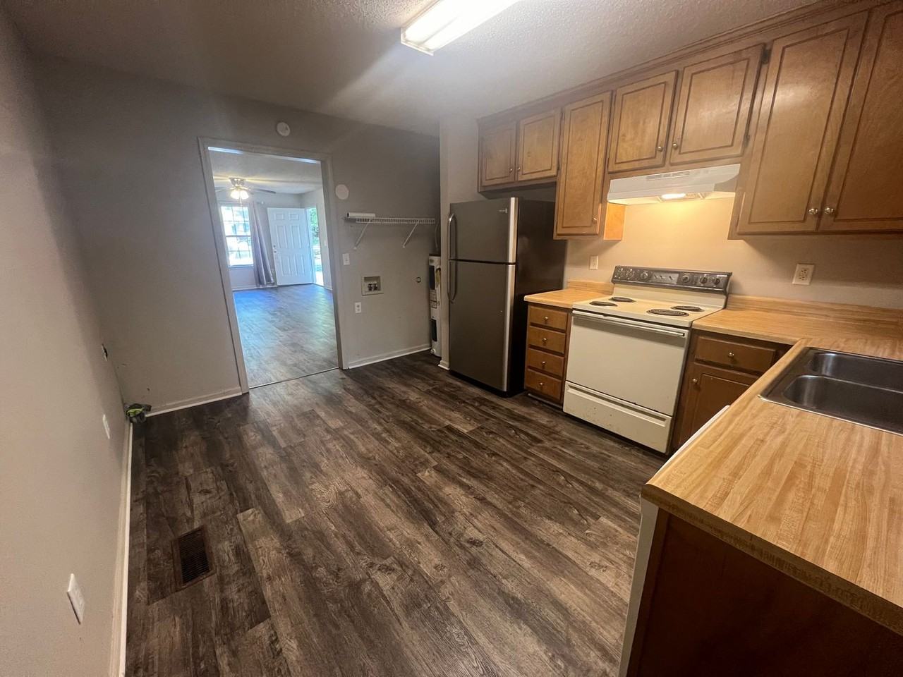 4813 Oak Meadow Dr - Photo 7 of 15