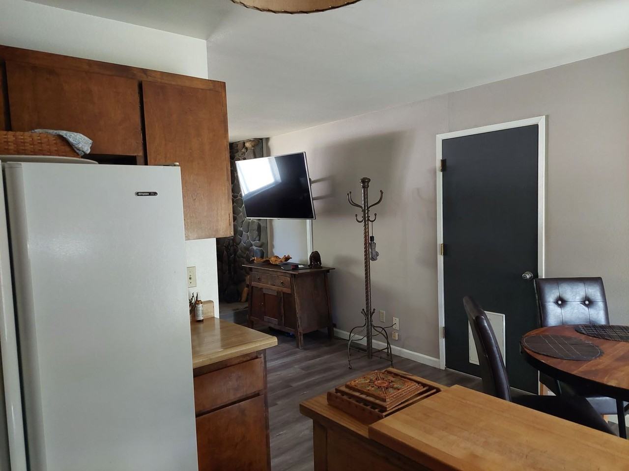 1199 Nottaway Dr - Photo 2 of 14