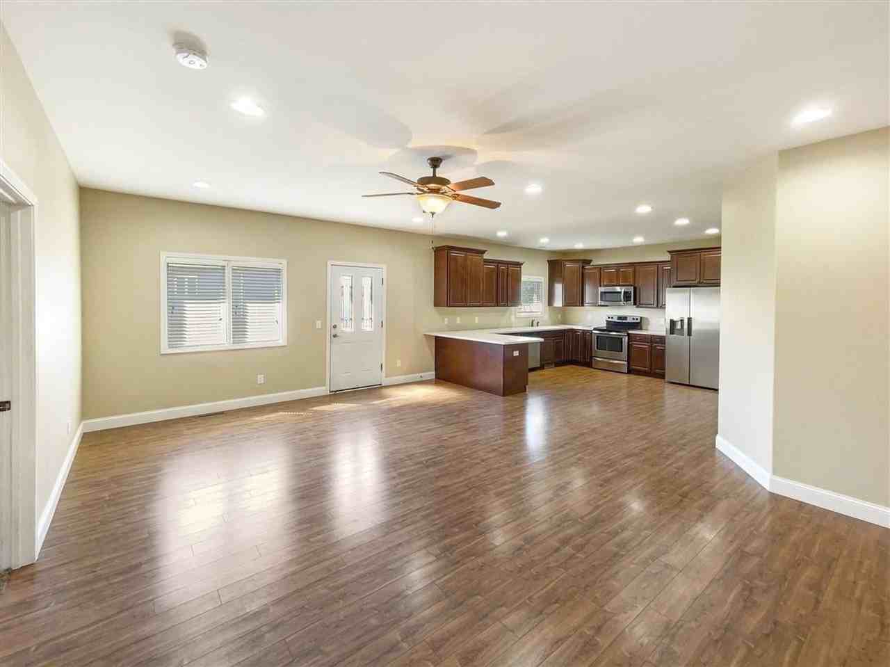 414 2nd Ave Sw - Photo 5 of 23