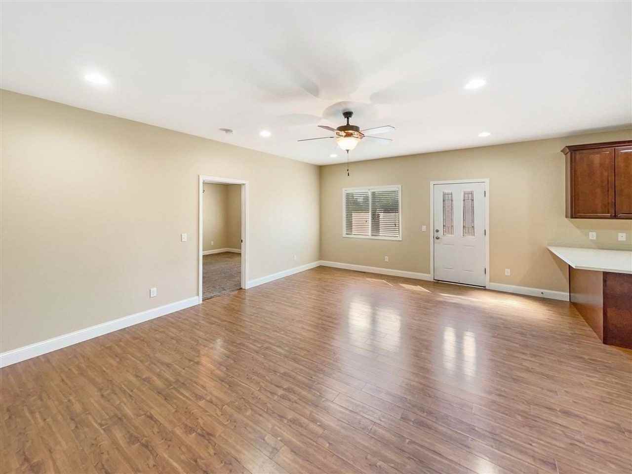 414 2nd Ave Sw - Photo 7 of 23