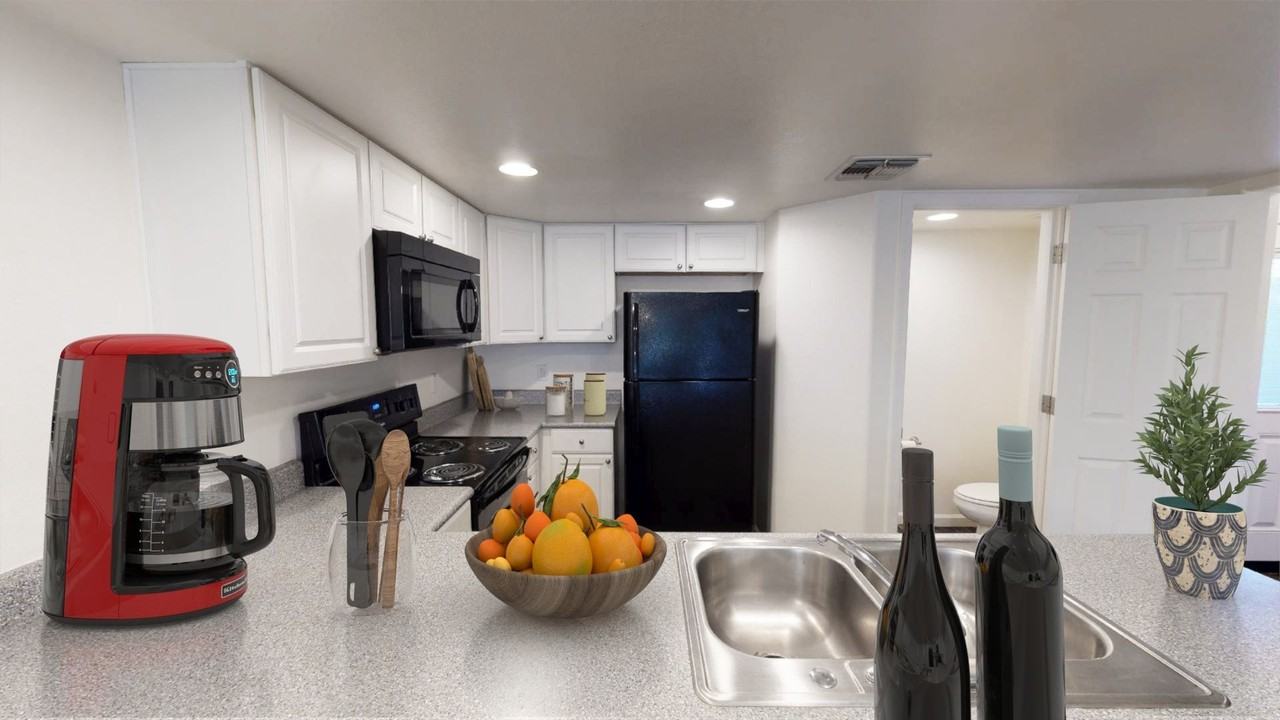 Venture Townhomes on 17th - Photo 5 of 29