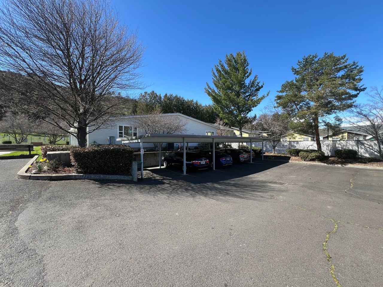 Sunray Terrace Senior Apartments - Photo 4 of 4