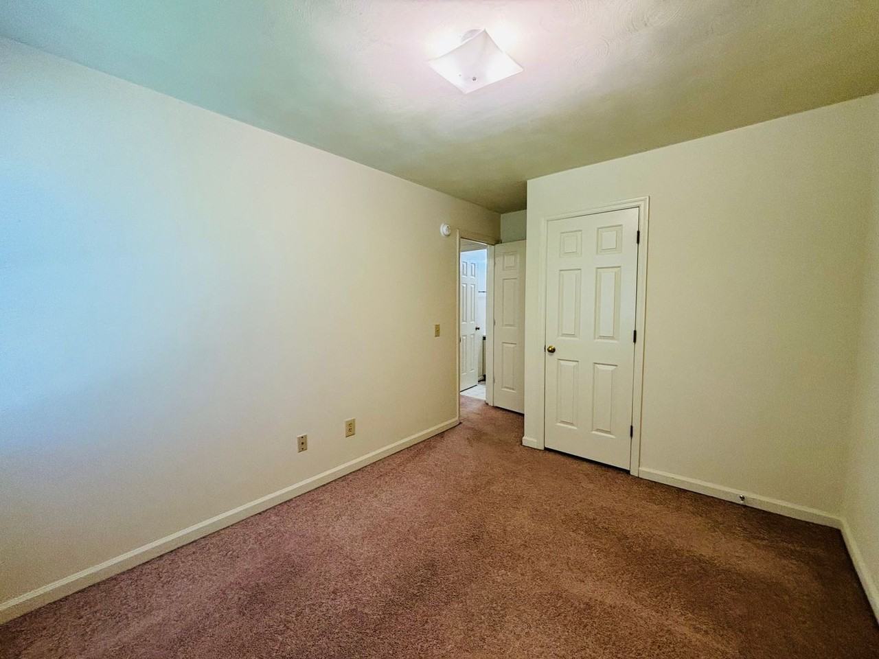 2500 Ridge Rd - Photo 5 of 24