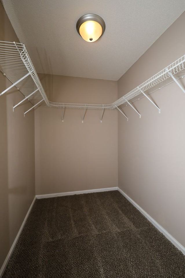 1663 Fresno St - Photo 7 of 10