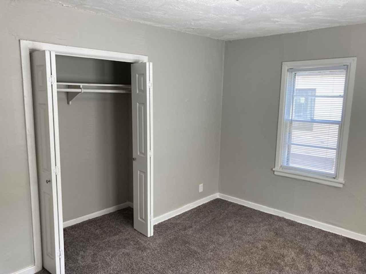 1318 S Saint Francis St - Photo 7 of 19