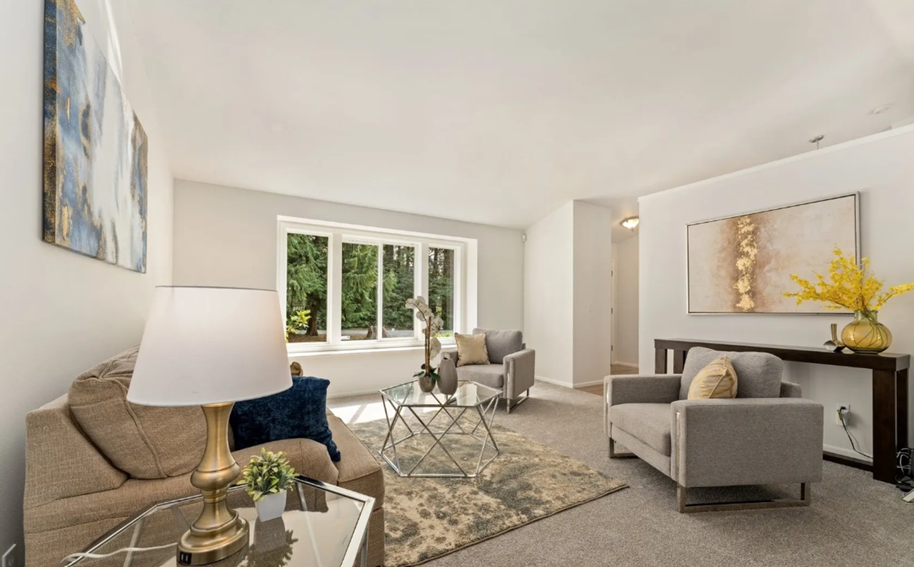 12104 Ingraham Rd - Photo 3 of 21