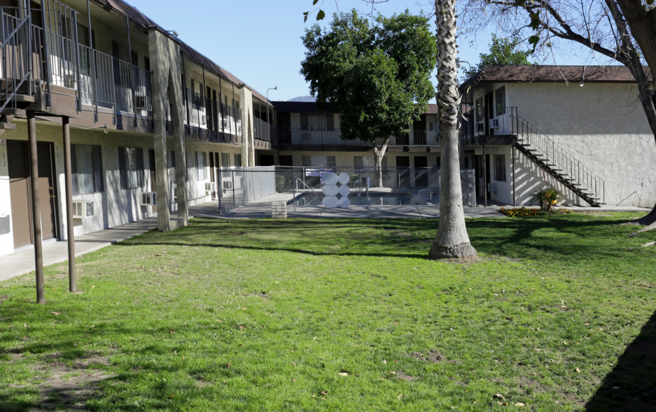 Arrowhead Commons - Photo 3 of 6