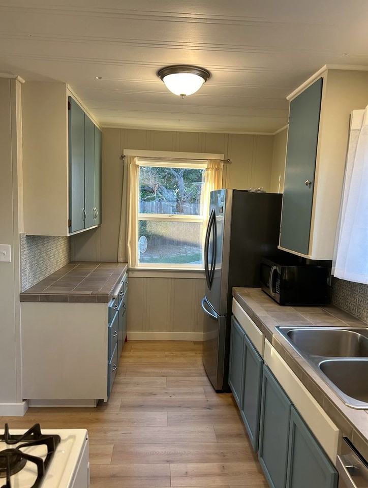 7832 Mill Station Rd - Photo 3 of 16