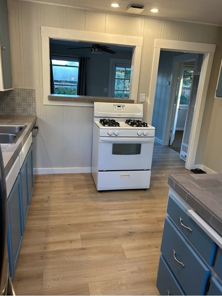 7832 Mill Station Rd - Photo 4 of 16