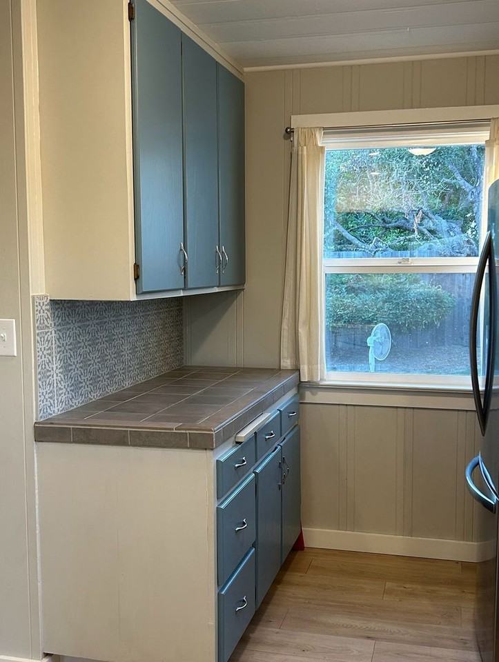 7832 Mill Station Rd - Photo 5 of 16