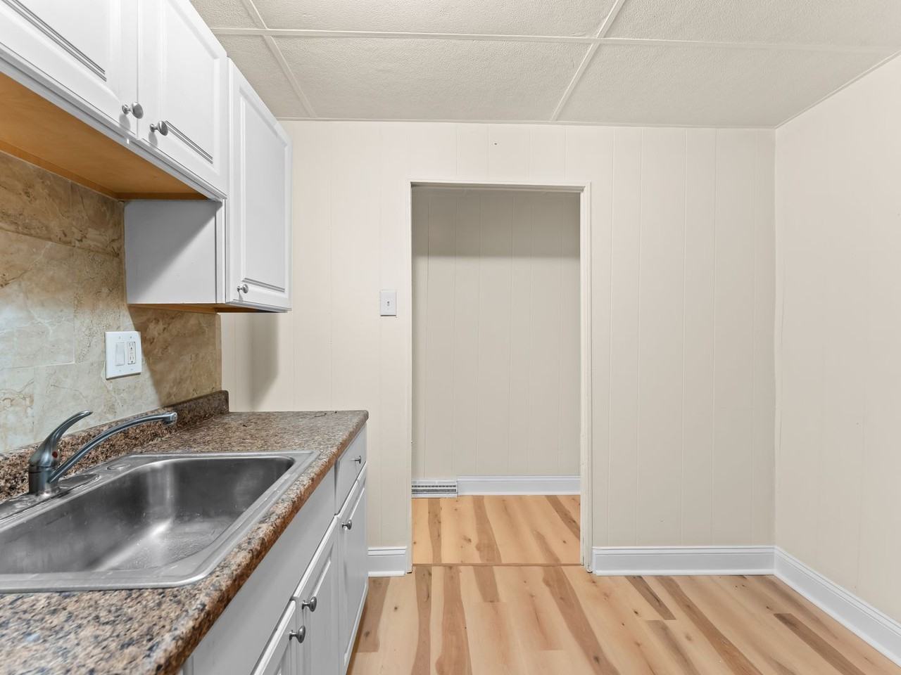 4514 Old York Road - Photo 4 of 24