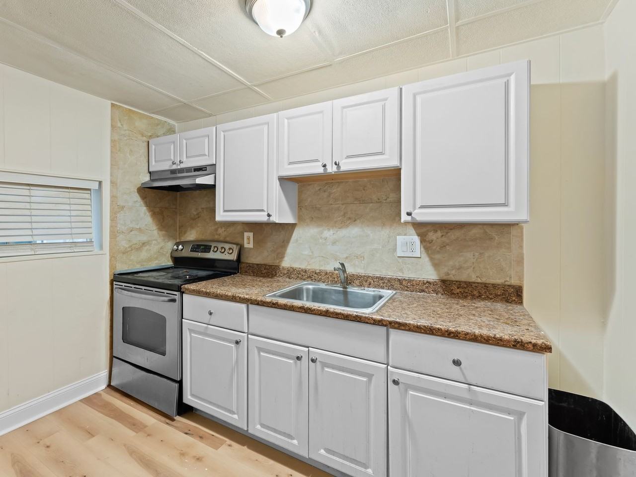 4514 Old York Road - Photo 5 of 24