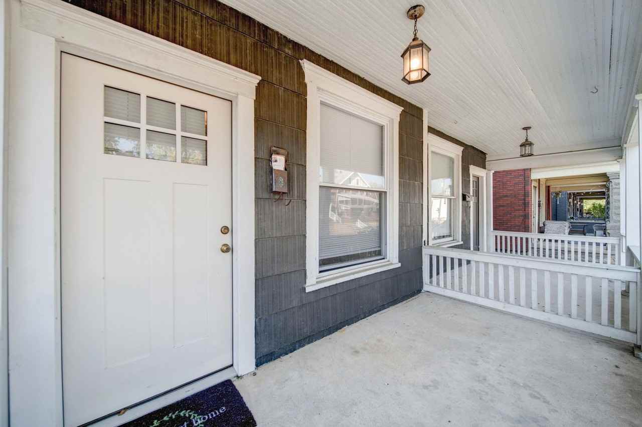 73 E Maynard Ave - Photo 2 of 26